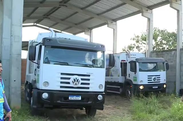 Prefeita acompanha perícia em caminhões de lixo e anuncia reforço na coleta em Aracaju