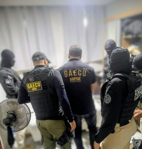 MP e polícia cumprem mandados contra seis policiais suspeitos de tortura e morte