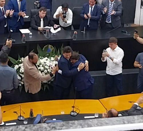 Valmir de Francisquinho é empossado prefeito de Itabaiana para o terceiro mandato