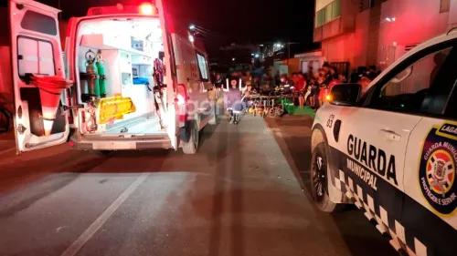 Grávida de oito meses e acompanhante ficam feridos em colisão frontal no conjunto Sílvio Romero, em Lagarto