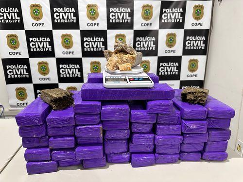 Suspeito de tráfico é detido com 30 kg de drogas em Aracaju