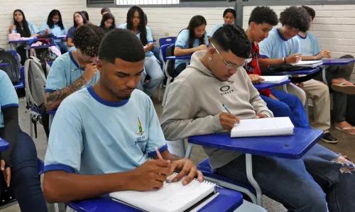 Começa hoje o pagamento da 7ª parcela do Pé-de-Meia para estudantes do ensino médio