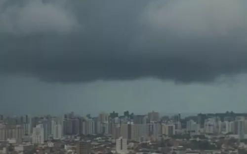 Previsão de chuva forte e riscos climáticos em Sergipe até quinta-feira, 16